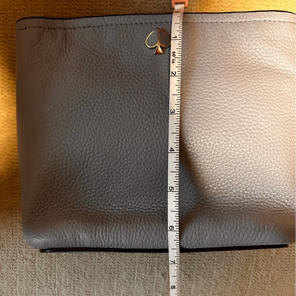 KATE SPADE | LIKE NEW Polly Convertible Crossbody with Morgan Slim Wallet - Picture 13 of 15
